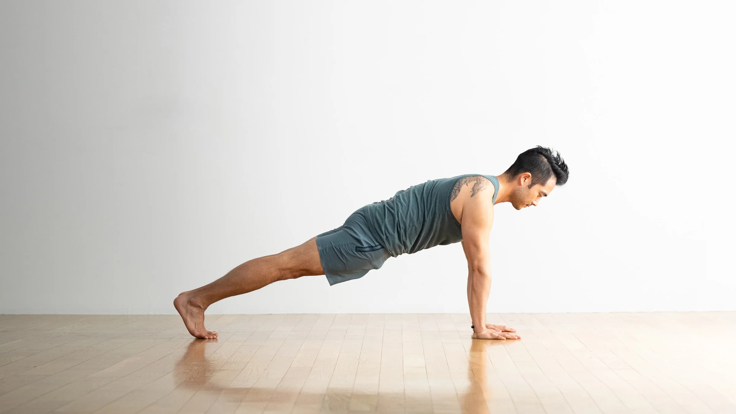 Mastering the Plank Pose in Yoga: A Comprehensive Guide